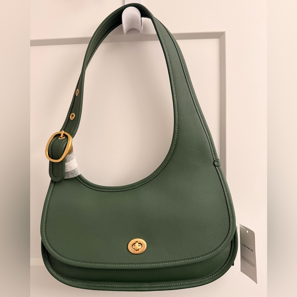 Coach Cashin Carry Crescent Shoulder Bag Hunter Green